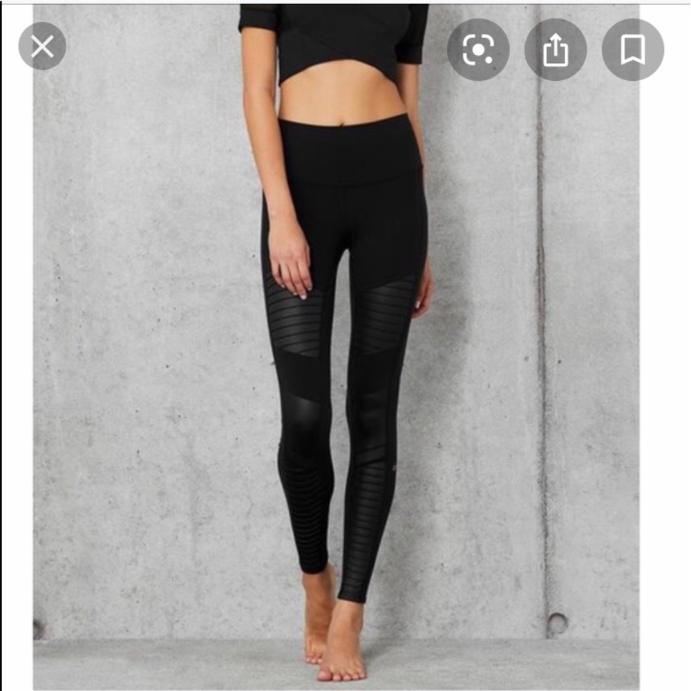 All yoga high waist Moto leggings